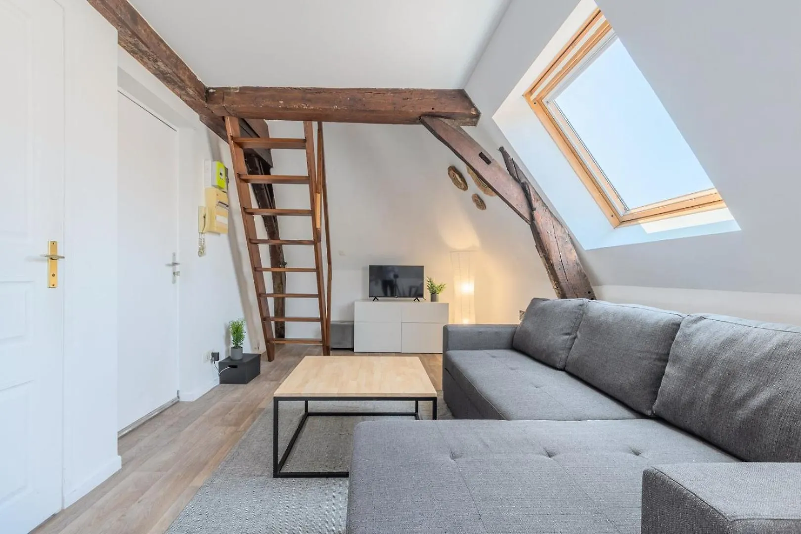 Duplex Next To Grand Place Lille 0*,